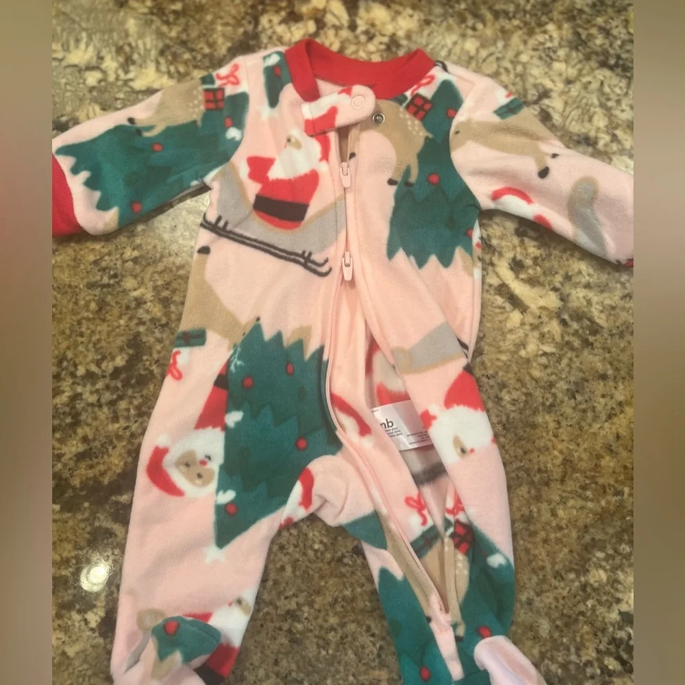 NWT Carter’s Newborn Girl Santa Fleece 1pc Pajamas